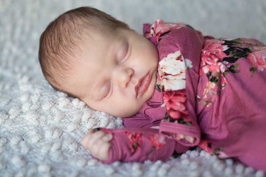 hickory lifestyle newborn photographer