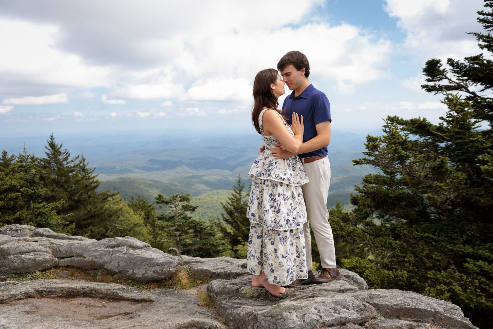 Grandfather Mountain Engagement Pictures