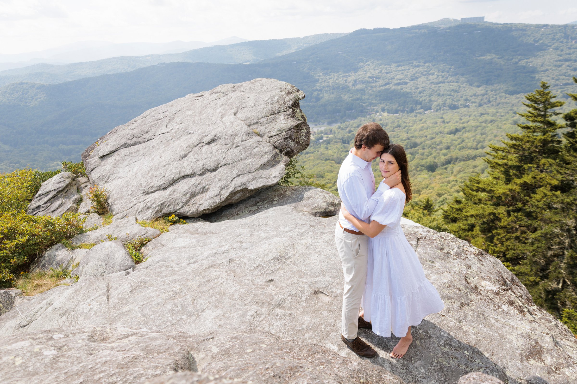 Grandfather Mountain Engagement Pictures